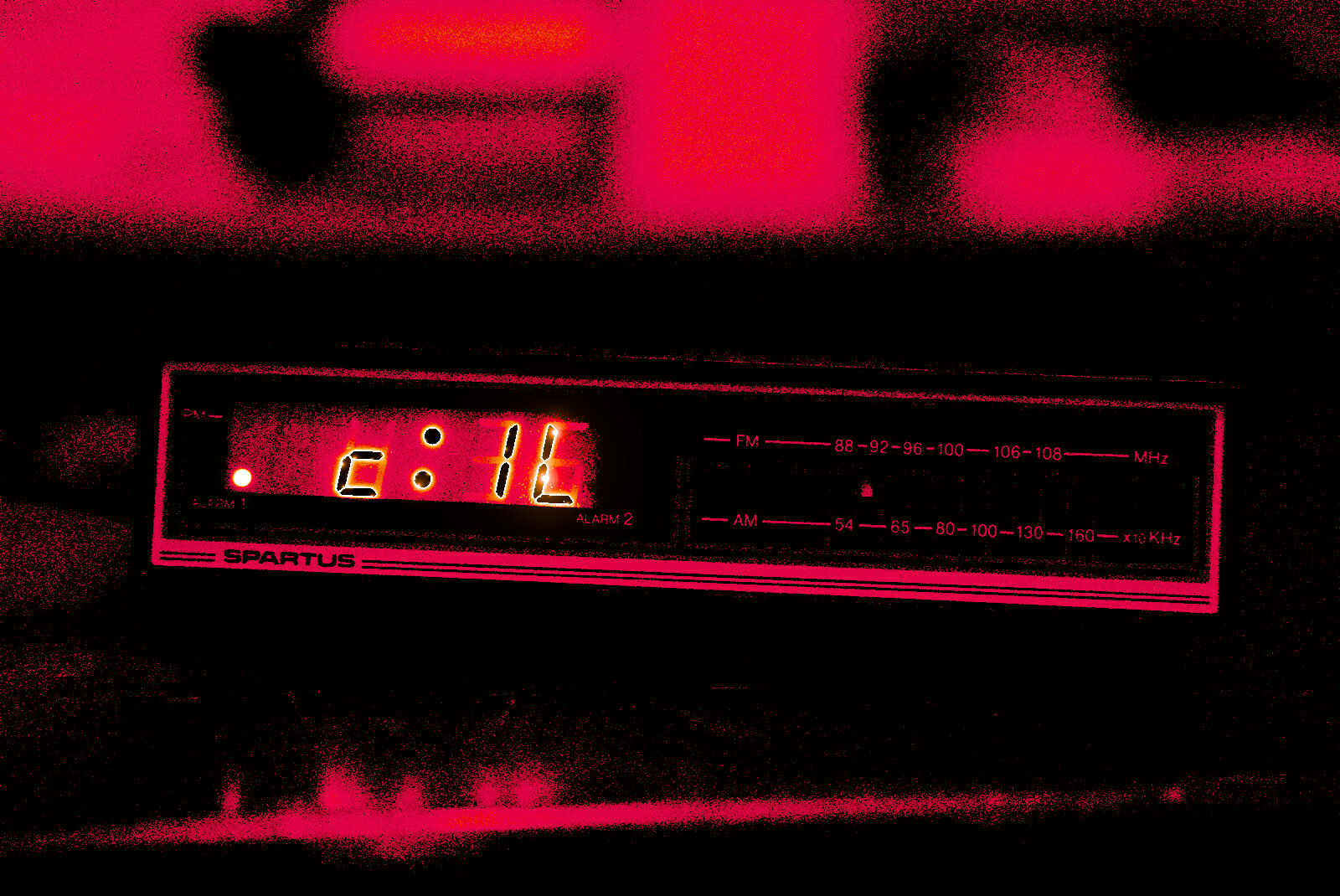 Digital clock photo 1